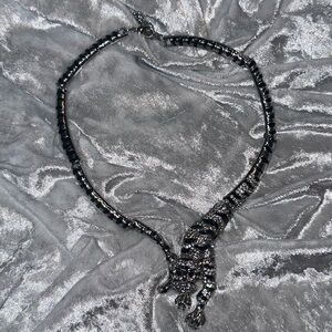 Elegant White Bengal Tiger Necklace Who-Dey